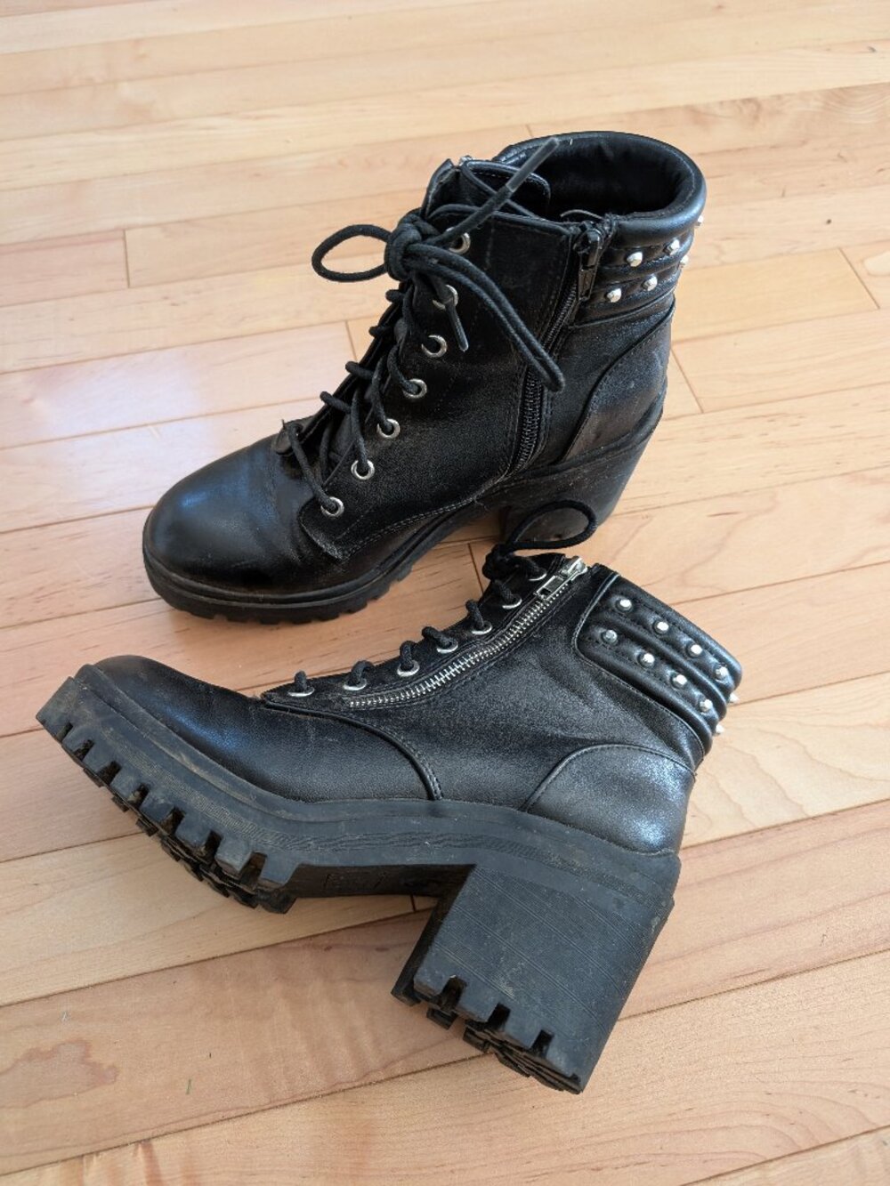 Women's No Boundaries Zip Accent Studded Hiker Boots